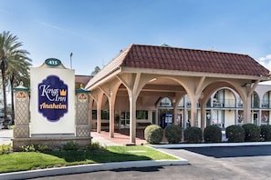 Exterior - Kings Inn Anaheim (Anaheim)