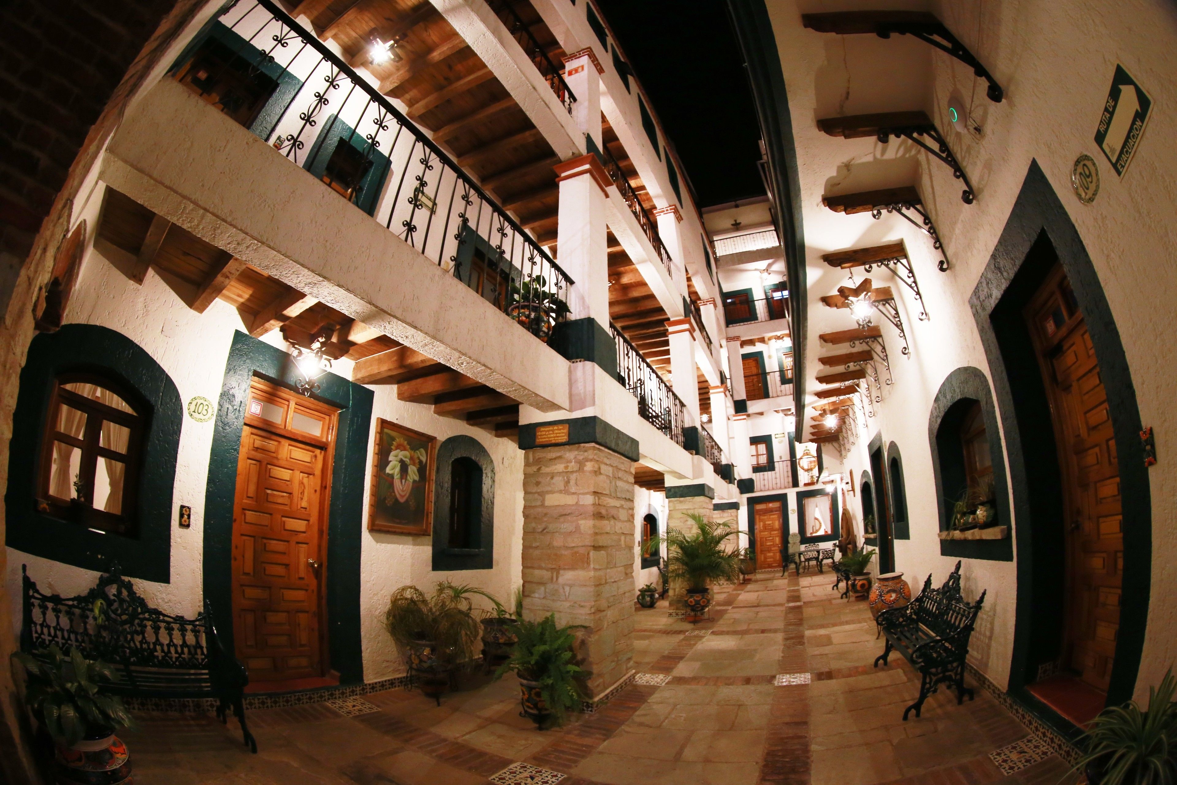 Photo - Hotel Mesón del Rosario