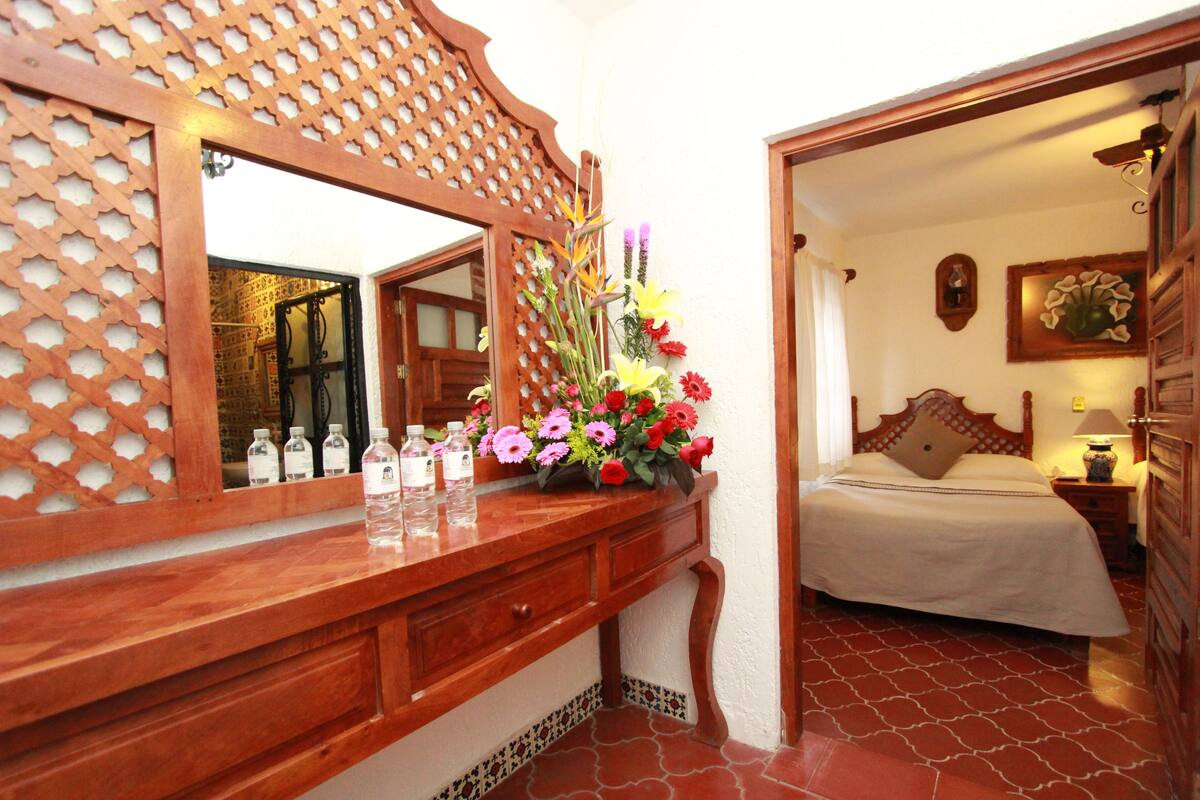 1 bedroom, in-room safe, individually furnished, desk