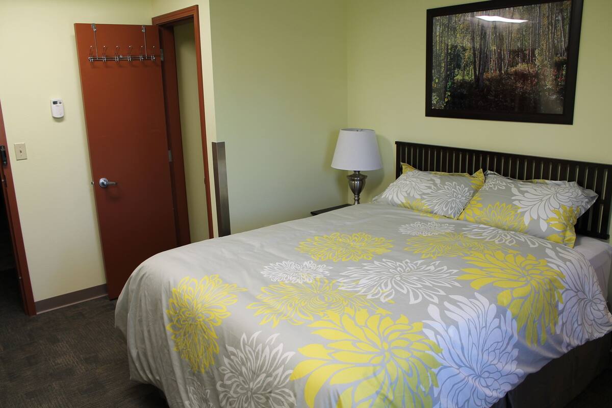 Room 9