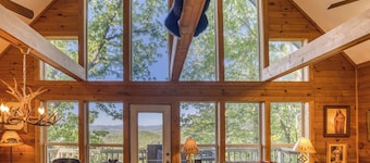 Cloud 9 `Spectacular Mountain View` Hot Tub|PETS OK