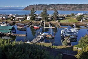 Marina - South Whidbey canal front, Indoor sauna, jacuzzi; community beach, kayaks! (Clinton)