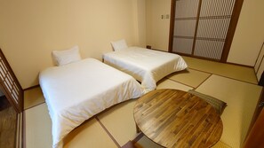Japanese-style Twin Room with Shared Bathroom (Non Smoking) | 1 bedroom, in-room safe, free WiFi, bed sheets