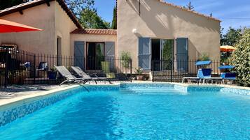 Piscine extérieure