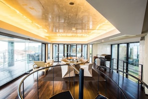 Villa de lujo, para no fumadores, vista al océano (Up to 15 People) | Terraza o patio