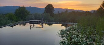 An off-grid cabin for two, with views of the Els Ports Mountain range  