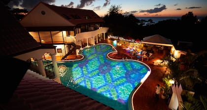 The Pool Resort Villa Hasta Manana