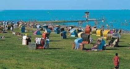 Holiday house, WiFi, close to the beach, max. 6 people, 80sqm, 3 bedrooms, barbecue area