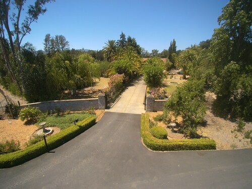 Upgraded  Country Home in Napa
