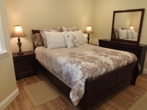 4 soverom, strykejern/-brett, wi-fi (inkludert) og sengetøy