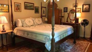 2 bedrooms, memory foam beds, desk, iron/ironing board