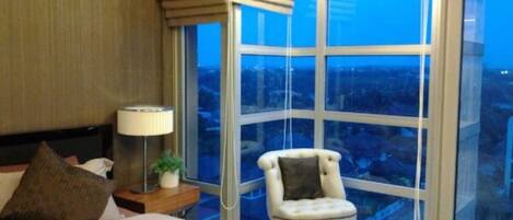 Family Condo | 2 bedrooms, blackout drapes, rollaway beds