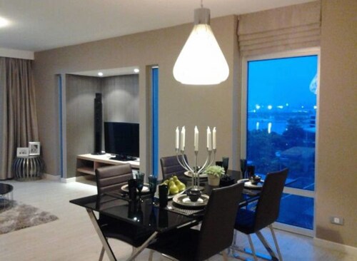 The Lake 3 Condominium