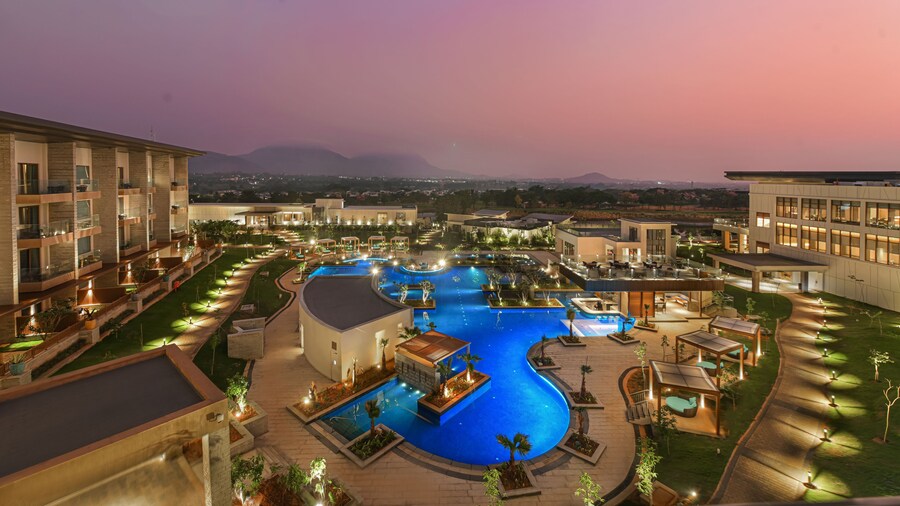 JW Marriott Bengaluru Prestige Golfshire Resort & Spa