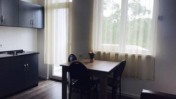 Huoneisto, 2 makuuhuonetta | Ruokailu omassa huoneessa