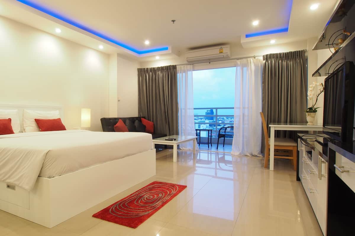 Studio Room with City View | 房內夾萬、免費 Wi-Fi