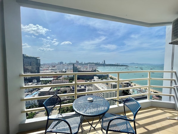 Studio Room with Sea view | Terrace/patio