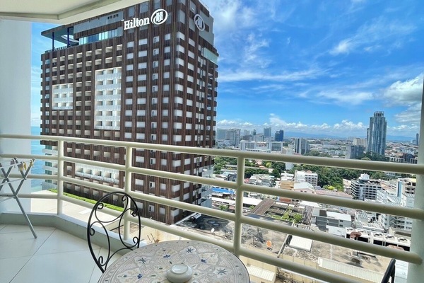 Studio Room with City View | Terraza o patio