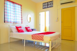 Dobbeltrom – standard | Skrivebord og wi-fi (inkludert)