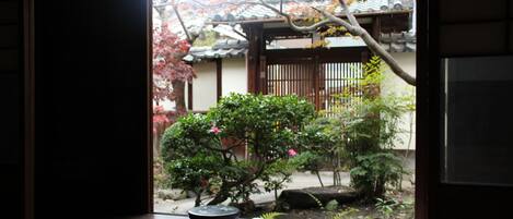 Classic-Dreibettzimmer, Nichtraucher | Ausblick vom Zimmer