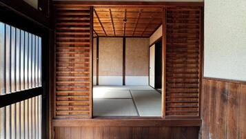 1 chambre, coffres-forts dans les chambres, Wi-Fi gratuit, draps fournis