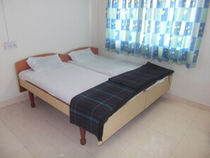 Desk, rollaway beds