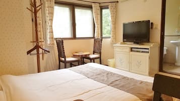 Double Room | Blackout drapes, free WiFi