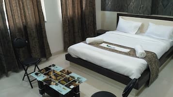 Habitación estándar (Airconditioned) | Escritorio, camas extra gratis y wifi gratis