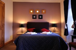 Chambre Double Supérieure, salle de bains attenante