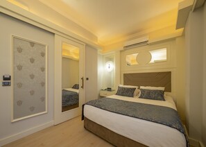 Standard Double Room | Premium bedding, minibar, in-room safe, desk - Castle Old Town (Antalya)
