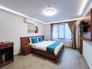 Classic Triple Room | Minibar, in-room safe, free WiFi, bed sheets - İskelem Otel (Ula)