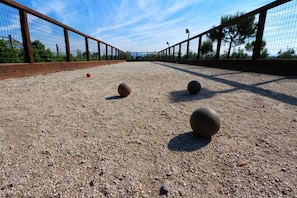 Sport court