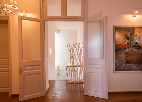 Palladian Home - Image 55