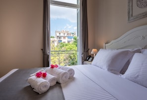 Superior Double Room, Balcony, Park View