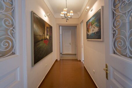 Palladian Home - Image 54