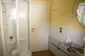 Free toiletries, hair dryer, bidet, towels