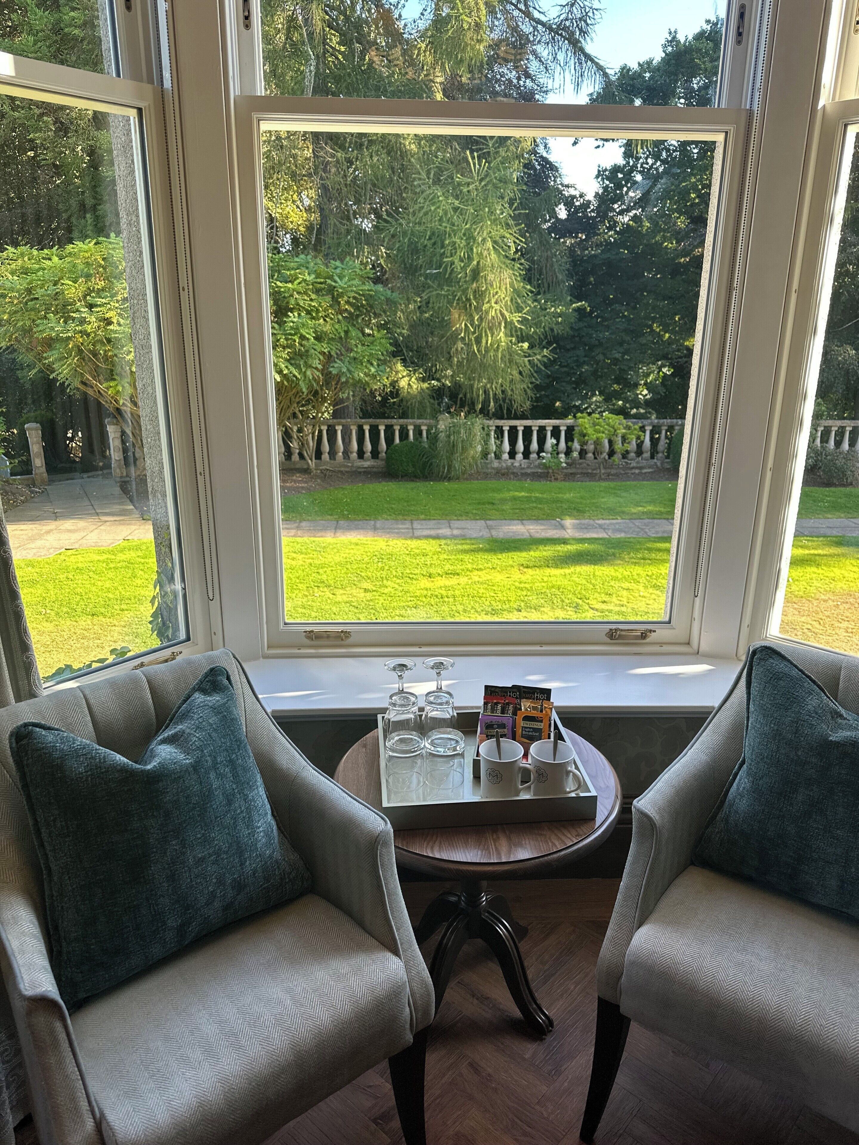 Luxury Suite, 1 King Bed, Garden View | Garden view