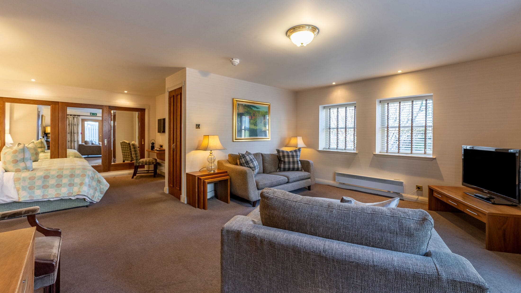 Junior Suite | Premium bedding, minibar, in-room safe, individually decorated