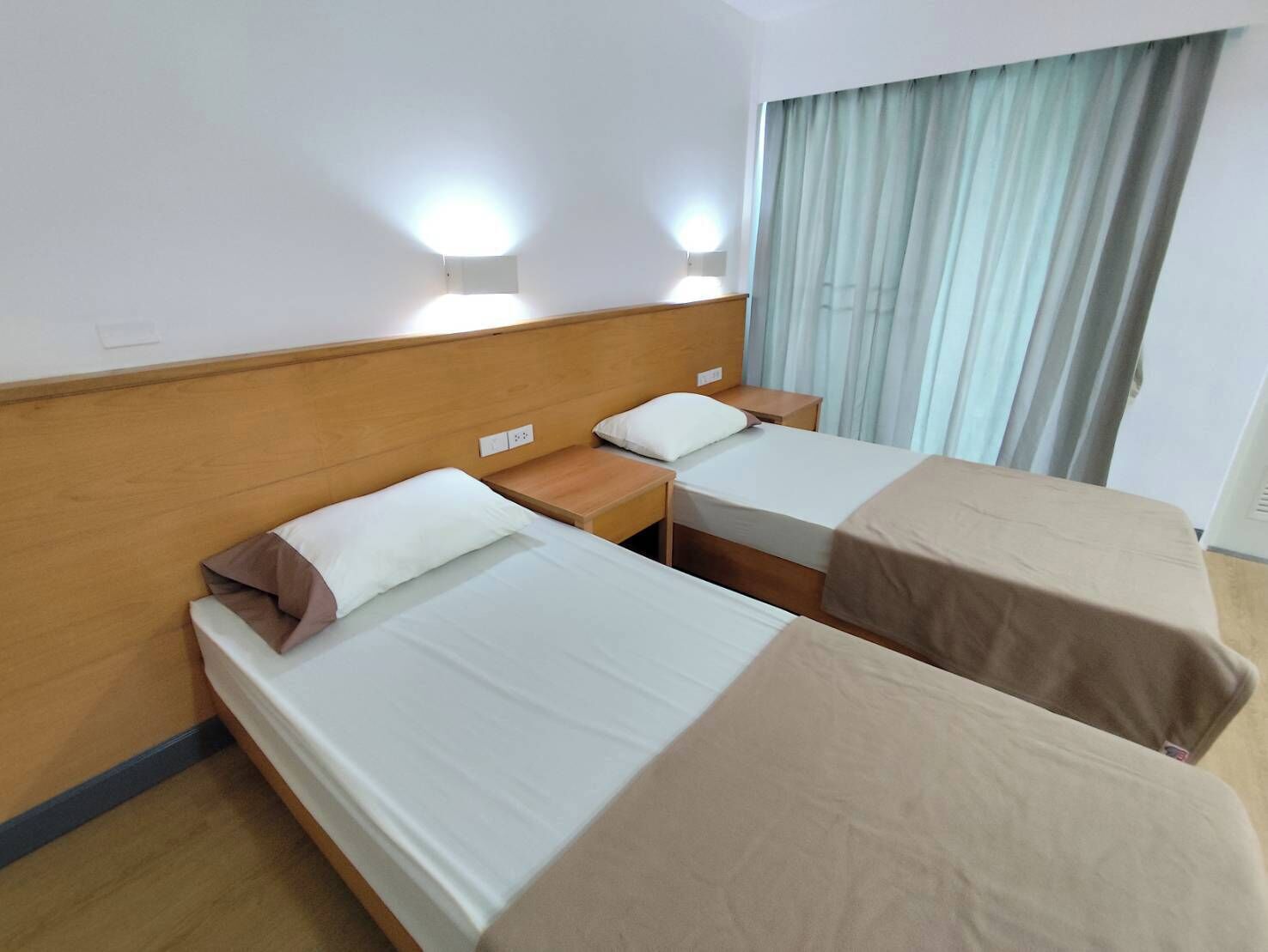 Suite | Meja kerja, kedap suara, setrika/meja setrika, dan Wi-Fi gratis