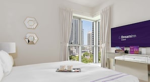Family Double Room | 2 bedrooms, Egyptian cotton sheets, premium bedding, pillow-top beds - Dream Inn Dubai -Boulevard Central (Dubai)