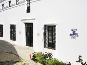 Entrada al alojamiento