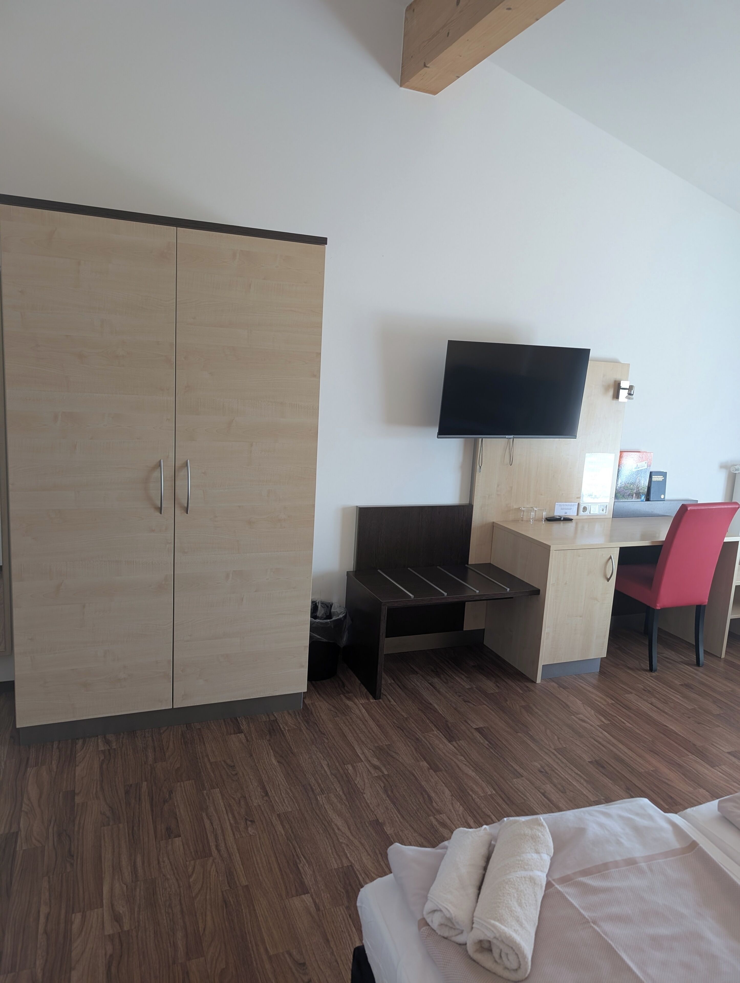 double or twin room | in-room dining