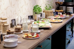 Daily buffet breakfast (EUR 15 per person)