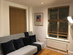 Superior Apartment, Ensuite, Garden View (One Bedroom) | Miscellaneous - Marble Apartments (London)