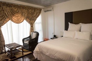 King En-Suite | Desk, free WiFi