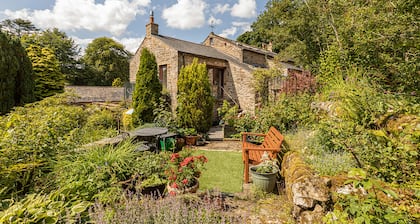 Lovelady Shield Cottages