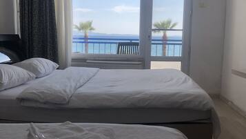 Quarto panorâmico, sacada, vista para o mar | Roupas de cama de algodão egípcio, roupas de cama premium