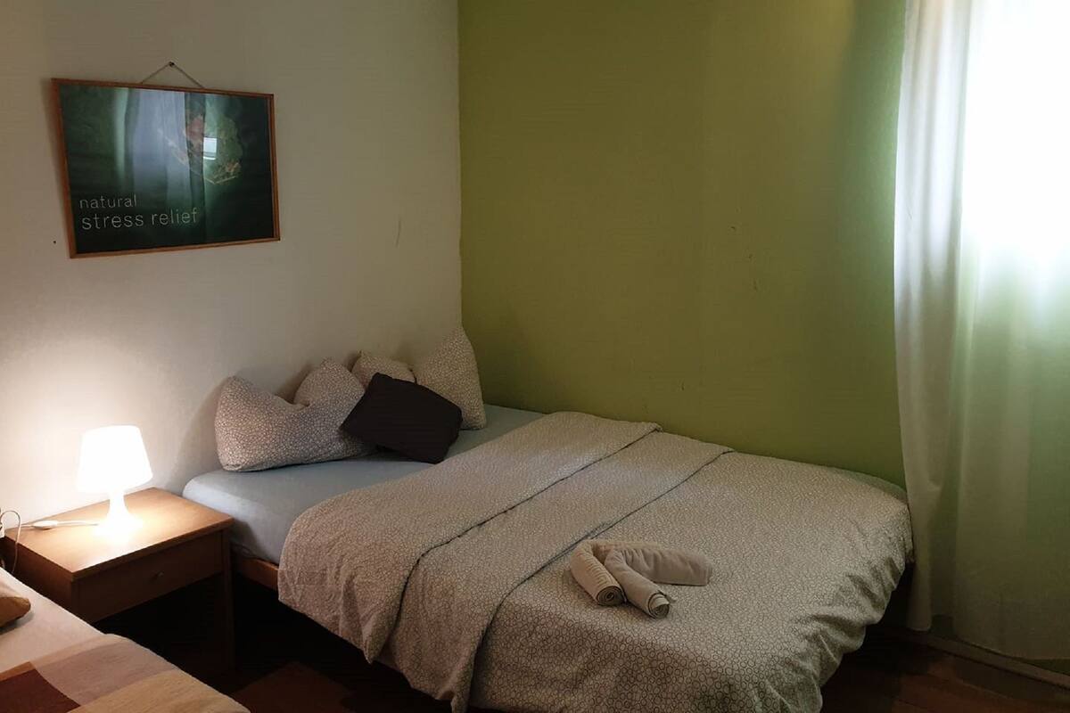 City Quadruple Room | Iron/ironing board, rollaway beds, free WiFi