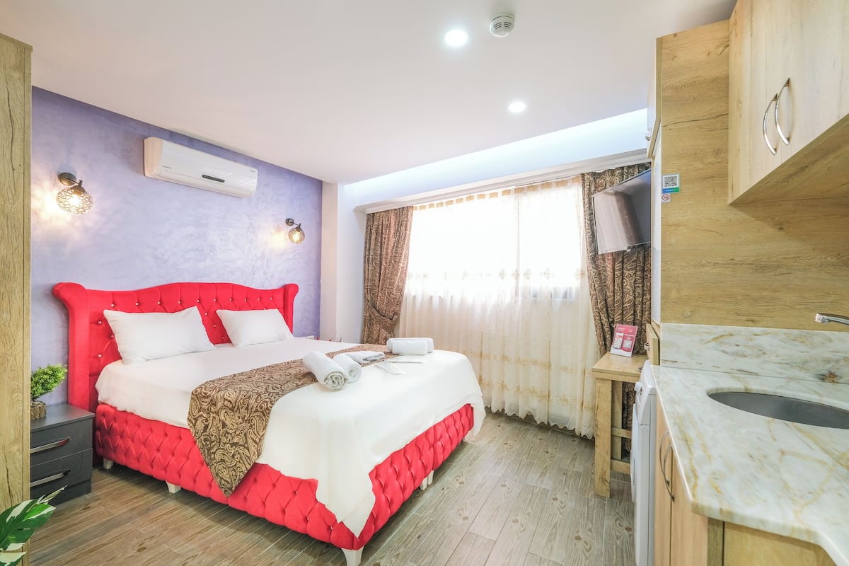 Ropa de cama de alta calidad y minibar