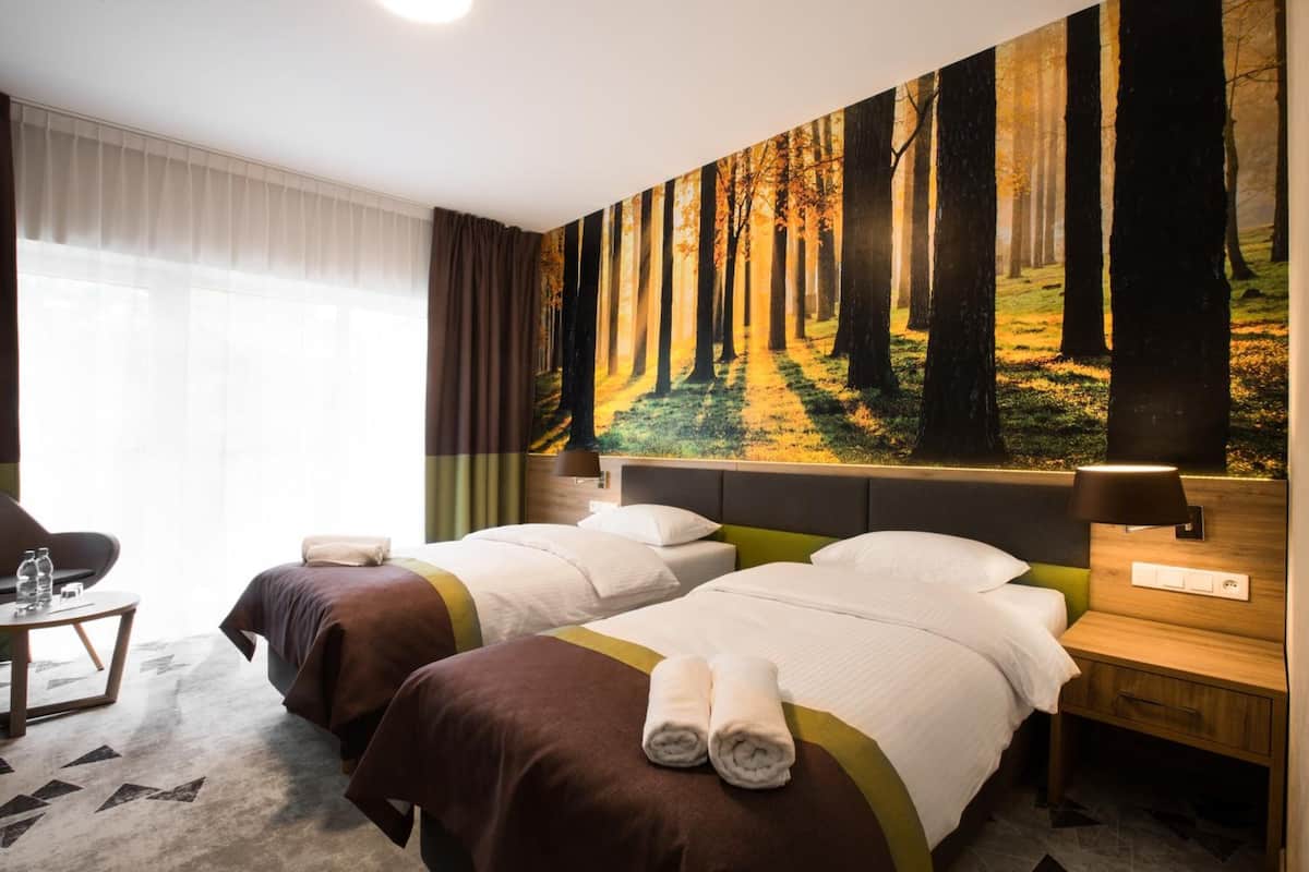 in-room safe, desk, iron/ironing board, free wifi